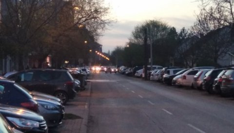 БОГДАНОВИЋ ПОНОВО НА МЕТИ НАПАДА? Експлозивна направа у згради пензионисаног полицајца, улица и даље блокирана БОГДАНОВИЋ ПОНОВО НА МЕТИ НАПАДА? Експлозивна направа у згради пензионисаног полицајца, улица и даље блокирана