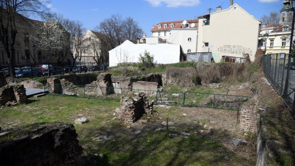 ЗАПАЉИВИМ БОМБАМА НА КУЛТУРНО БЛАГО: На данашњи дан пре 80 година у Нацистичком бомбардовању уништена Народна библиотека Србије ЗАПАЉИВИМ БОМБАМА НА КУЛТУРНО БЛАГО: На данашњи дан пре 80 година у Нацистичком бомбардовању уништена Народна библиотека Србије
