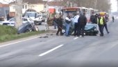 ТЕЖАК УДЕС НА БАТАЈНИЧКОМ ДРУМУ: 3 повређена, саобраћај отежан (ФОТО) ТЕЖАК УДЕС НА БАТАЈНИЧКОМ ДРУМУ: 3 повређена, саобраћај отежан (ФОТО)