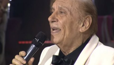 ПУСТИТЕ МЕ КУЋИ ДА УМРЕМ! Тозовац у последњем интервјуу открио да га нико од колега није звао, надао се да ће изаћи из болнице ПУСТИТЕ МЕ КУЋИ ДА УМРЕМ! Тозовац у последњем интервјуу открио да га нико од колега није звао, надао се да ће изаћи из болнице