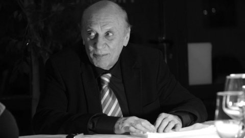 ПРЕМИНУО ТОЗОВАЦ: Певач изгубио битку са корона вирусом ПРЕМИНУО ТОЗОВАЦ: Певач изгубио битку са корона вирусом