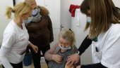 ВАКЦИНА У ЈОШ ЧЕТИРИ СЕЛА: Масовна имунизација од данас и у околини Трстеника ВАКЦИНА У ЈОШ ЧЕТИРИ СЕЛА: Масовна имунизација од данас и у околини Трстеника