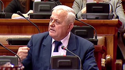 АТЛАГИЋ ПОДНЕО КРИВИЧНА ПРИЈАВА ПРОТИВ ДЕКАНА ПРАВНОГ: Онемогућавао рада факултета