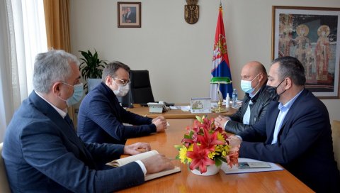 ПОГОН ЗА НОВИХ ЧЕТРДЕСЕТ И ПЕТ РАДНИХ МЕСТА: Отварање нове производне линије у Јавору у Зубином Потоку ПОГОН ЗА НОВИХ ЧЕТРДЕСЕТ И ПЕТ РАДНИХ МЕСТА: Отварање нове производне линије у Јавору у Зубином Потоку