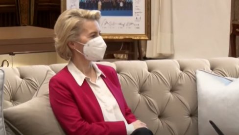 ПРЕДСЕДНИЦА ЕК ПРИМИЛА ПРВУ ДОЗУ ВАКЦИНЕ: Ово је једини начин да ставимо пандемију под контролу ПРЕДСЕДНИЦА ЕК ПРИМИЛА ПРВУ ДОЗУ ВАКЦИНЕ: Ово је једини начин да ставимо пандемију под контролу