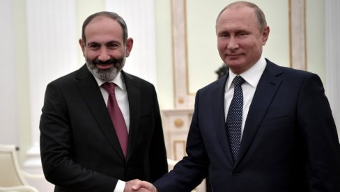 PUTIN I PAŠINJAN: Dva predsednika čekuju postepenu stabilizaciju situacije u Nagorno-Karabahu