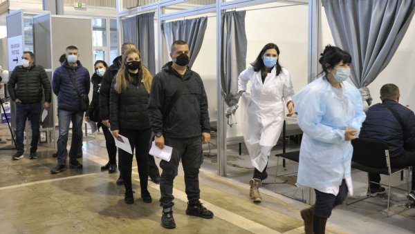 ВЕСИЋ - ТРКА КОЈА ПОВЕЗУЈЕ ДВА БРАТСКА ГРАДА: Вакцинисани учесници трке Београд-Бањалука (ФОТО) ВЕСИЋ - ТРКА КОЈА ПОВЕЗУЈЕ ДВА БРАТСКА ГРАДА: Вакцинисани учесници трке Београд-Бањалука (ФОТО)