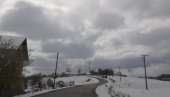 ОДЛУКА ГРАДОНАЧЕЛНИКА ЛОЗНИЦЕ: Бесповратан новац младим брачним паровима за сеоска имања ОДЛУКА ГРАДОНАЧЕЛНИКА ЛОЗНИЦЕ: Бесповратан новац младим брачним паровима за сеоска имања