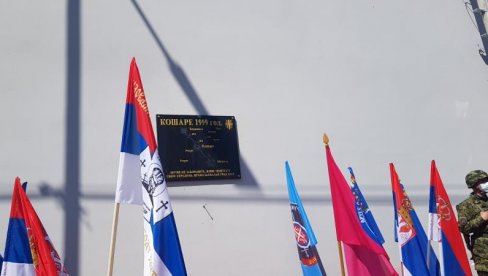 ОКТКРИВЕНА СПОМЕН ПЛОЧА: Церемонија у част јунацима са Кошара (ФОТО) ОКТКРИВЕНА СПОМЕН ПЛОЧА: Церемонија у част јунацима са Кошара (ФОТО)
