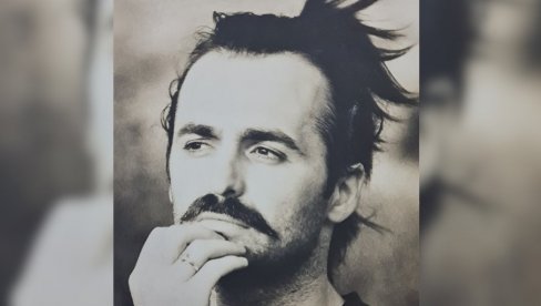 САДА ЈЕ У ЦЕНТРУ СКАНДАЛА, А ОВАКО ЈЕ ИЗЛЕДАО У МЛАДОСТИ: Ексклузивне фотографије Бранислава Лечића из млађих дана (ФОТО) САДА ЈЕ У ЦЕНТРУ СКАНДАЛА, А ОВАКО ЈЕ ИЗЛЕДАО У МЛАДОСТИ: Ексклузивне фотографије Бранислава Лечића из млађих дана (ФОТО)