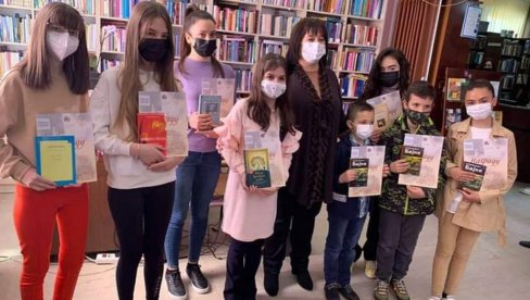 ОДРЖАНА СМОТРА ПЕСНИЧЕ НАРОДА МОГ: Библиотека Душан Матић у Ћуприји ипак организовала општинско такмичење рецитатора ОДРЖАНА СМОТРА ПЕСНИЧЕ НАРОДА МОГ: Библиотека Душан Матић у Ћуприји ипак организовала општинско такмичење рецитатора