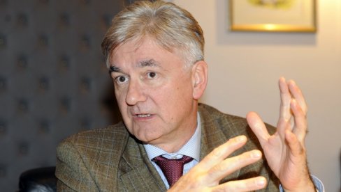 VAŠINGTON IZGUBIO DODIR SA STVARNOŠĆU: Amerika pravi nerazumne i očajničke poteze VAŠINGTON IZGUBIO DODIR SA STVARNOŠĆU: Amerika pravi nerazumne i očajničke poteze