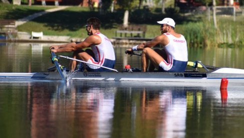 VESLAČI DOBRO POČELI: Vasić i Mačković se plasirali u polufinale OI VESLAČI DOBRO POČELI: Vasić i Mačković se plasirali u polufinale OI