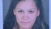 СВОЈУ ДЕЦУ ЈЕ ИЗБОЛА ДО СМРТИ: Бака је затекла стравичан призор, ухапшена мајка из пакла СВОЈУ ДЕЦУ ЈЕ ИЗБОЛА ДО СМРТИ: Бака је затекла стравичан призор, ухапшена мајка из пакла
