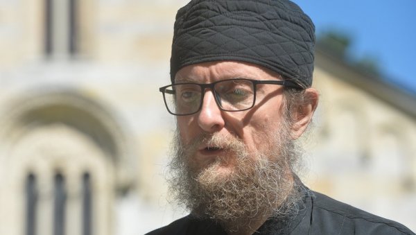 САВА ЈАЊИЋ О ОПТУЖБАМА ИЗ ПРИШТИНЕ: Блажени сте када вас срамоте и прогоне лажући САВА ЈАЊИЋ О ОПТУЖБАМА ИЗ ПРИШТИНЕ: Блажени сте када вас срамоте и прогоне лажући