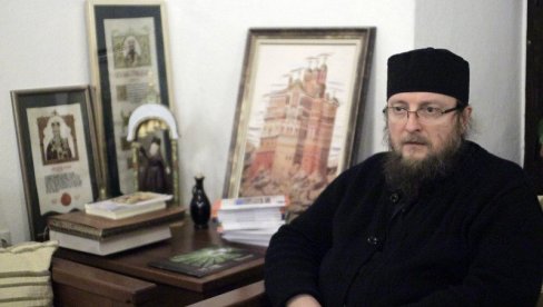 БРНАБИЋ О АЛБАНСКИМ НАПАДИМА НА ДЕЧАНЕ: Сава Јањић мета зато што чува Високе Дечане БРНАБИЋ О АЛБАНСКИМ НАПАДИМА НА ДЕЧАНЕ: Сава Јањић мета зато што чува Високе Дечане
