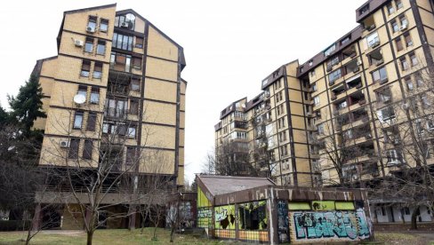 CERAK U IZLOGU, ZAŠTITA U FIOCI: Ni posle dve godine otkako je proglašeno za kulturno dobro, čukaričkim naseljem se niko ne bavi CERAK U IZLOGU, ZAŠTITA U FIOCI: Ni posle dve godine otkako je proglašeno za kulturno dobro, čukaričkim naseljem se niko ne bavi