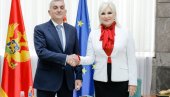 ZA BOLJU ENERGETSKU SARADNJU SRBIJE I CRNE GORE Potpisan Memorandum o razumevanju ZA BOLJU ENERGETSKU SARADNJU SRBIJE I CRNE GORE Potpisan Memorandum o razumevanju