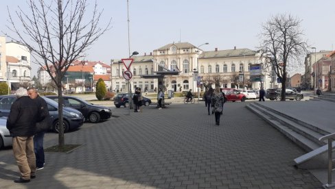 KOVID NE POSUSTAJE U BIJELJINI: Gradski štab upozorava - Sve je više mladih sa teškim kliničkim slikama KOVID NE POSUSTAJE U BIJELJINI: Gradski štab upozorava - Sve je više mladih sa teškim kliničkim slikama