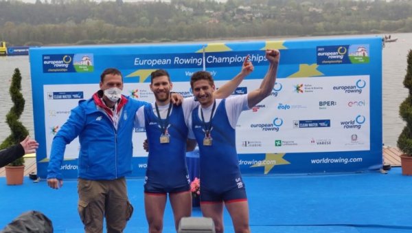 ОДЛИЧЈА СУ ПОНОВО ТУ: Медаље за веслаче после четири године ОДЛИЧЈА СУ ПОНОВО ТУ: Медаље за веслаче после четири године
