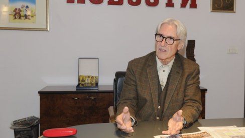 DA LI ĆE NAM DECU VASPITAVATI ROBOTI : Pretnja u činjenici da mašina donosi odluke, koje ne moraju biti po meri čoveka DA LI ĆE NAM DECU VASPITAVATI ROBOTI : Pretnja u činjenici da mašina donosi odluke, koje ne moraju biti po meri čoveka