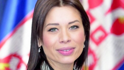 ИНТЕРВЈУ Ирена Вујовић: Решићемо одлагање отпада у 50 општина ИНТЕРВЈУ Ирена Вујовић: Решићемо одлагање отпада у 50 општина