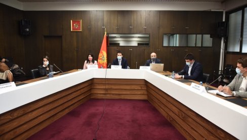 OLAKŠICE I NOVE SUBVENCIJE: Crnogorski ugostitelji zadovoljni sastankom sa predstavnicima Vlade OLAKŠICE I NOVE SUBVENCIJE: Crnogorski ugostitelji zadovoljni sastankom sa predstavnicima Vlade