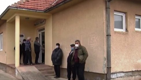 VAKCINACIJA U PARAĆINSKIM SELIMA: Stubičani danas pelcovani protiv kovida VAKCINACIJA U PARAĆINSKIM SELIMA: Stubičani danas pelcovani protiv kovida