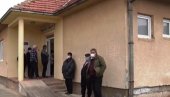 ВАКЦИНАЦИЈА У ПАРАЋИНСКИМ СЕЛИМА: Стубичани данас пелцовани против ковида ВАКЦИНАЦИЈА У ПАРАЋИНСКИМ СЕЛИМА: Стубичани данас пелцовани против ковида