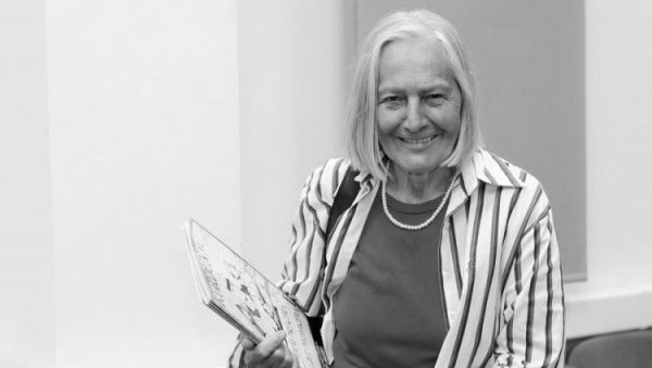 ПРЕМИНУЛА ДАРА СЕКУЛИЋ: Српска песникиња изгубила животну битку у Сарајеву ПРЕМИНУЛА ДАРА СЕКУЛИЋ: Српска песникиња изгубила животну битку у Сарајеву