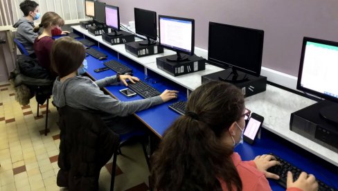 BESPLATNI KURSEVI ZA MLADE FOTOGRAFE I INFORMATIČARE: Prijava u samo dva koraka BESPLATNI KURSEVI ZA MLADE FOTOGRAFE I INFORMATIČARE: Prijava u samo dva koraka