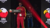 ЦРНОГОРАЦ СА СРПСКОМ ТРОБОЈКОМ: Европски првак у боксу запалио друштвене мреже ЦРНОГОРАЦ СА СРПСКОМ ТРОБОЈКОМ: Европски првак у боксу запалио друштвене мреже