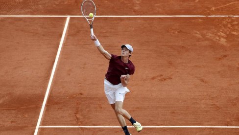 JANIK SINER I DOPING: Italijan rešio da ovo uradi sa teniskom karijerom JANIK SINER I DOPING: Italijan rešio da ovo uradi sa teniskom karijerom
