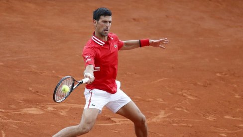 NOVAK DOMINIRAO: Srbin slavio protiv Kvona za prvu pobedu u Beogradu nakon devet godina (VIDEO) NOVAK DOMINIRAO: Srbin slavio protiv Kvona za prvu pobedu u Beogradu nakon devet godina (VIDEO)