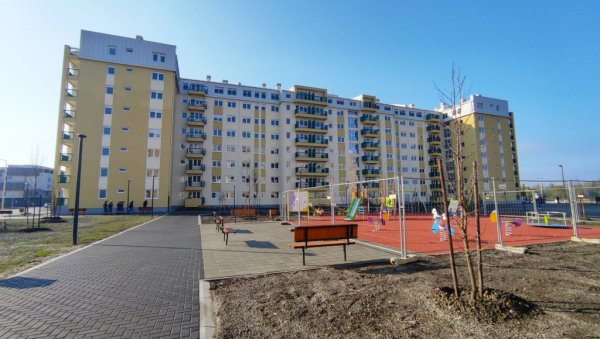 ЗАВОД ЗА СТАТИСТИКУ: Просечна површина станова у изградњи је око 72,9 квадратна метра ЗАВОД ЗА СТАТИСТИКУ: Просечна површина станова у изградњи је око 72,9 квадратна метра