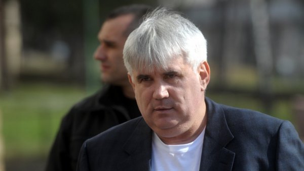 ПОРОДИЦА ПРЕМИНУЛОГ ЈЕРКОВИЋА У ШОКУ: Упала плућа била кобна по заштићеног сведока против Дарка Шарића ПОРОДИЦА ПРЕМИНУЛОГ ЈЕРКОВИЋА У ШОКУ: Упала плућа била кобна по заштићеног сведока против Дарка Шарића