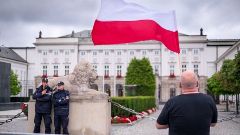 ЈАБЛОНСКИ: Пољска разматра затварање границе са Белорусијом