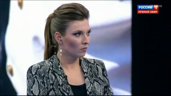 КО КОГА ТРОЛУЈЕ? Руска ТВ водитељка жестоко одговорила Американцима због санкција КО КОГА ТРОЛУЈЕ? Руска ТВ водитељка жестоко одговорила Американцима због санкција