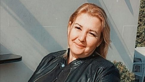 САХРАЊЕНА ОРГАНИЗАТОРКА КУЋЕ ОД СРЦА: Јасмина испраћена на вечни починак, ћерка кукала и дозивала настардалу мајку САХРАЊЕНА ОРГАНИЗАТОРКА КУЋЕ ОД СРЦА: Јасмина испраћена на вечни починак, ћерка кукала и дозивала настардалу мајку
