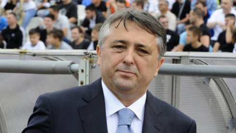 OGLASIO SE GRADONAČELNIK LIVORNA: Da li bivši predsednik Partizana kupuje italijanski tim? OGLASIO SE GRADONAČELNIK LIVORNA: Da li bivši predsednik Partizana kupuje italijanski tim?