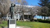 СТАМБЕНО ЗБРИЊАВАЊЕ РАСЕЉЕНИХ СА КОСОВА: У Параћину у току јавни позив за сеоску кућу СТАМБЕНО ЗБРИЊАВАЊЕ РАСЕЉЕНИХ СА КОСОВА: У Параћину у току јавни позив за сеоску кућу