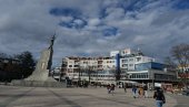 ЕПИДЕМИЈА НЕ МИРУЈЕ: На територији Краљева 11 новооболелих, двоје преминулих ЕПИДЕМИЈА НЕ МИРУЈЕ: На територији Краљева 11 новооболелих, двоје преминулих