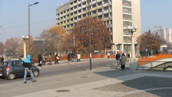 СПРОВЕДЕНА И ДЕЗИНФЕКЦИЈА: Поново акција чишћења и уређења просторија јавних установа СПРОВЕДЕНА И ДЕЗИНФЕКЦИЈА: Поново акција чишћења и уређења просторија јавних установа