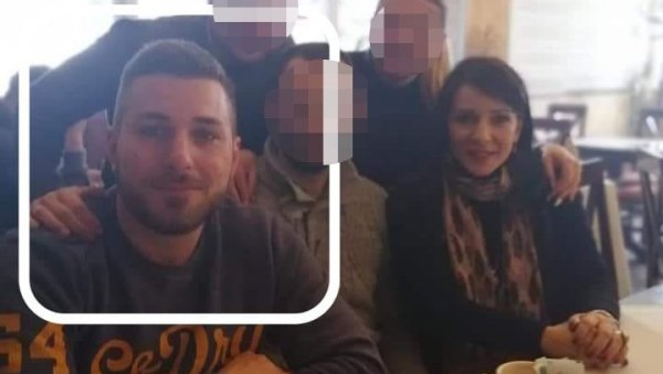ЈС: Ово је човек који је данас говорио о подвођењима у Јагодини - има слике са Тепић и члан је Ђиласове странке (ФОТО) ЈС: Ово је човек који је данас говорио о подвођењима у Јагодини - има слике са Тепић и члан је Ђиласове странке (ФОТО)