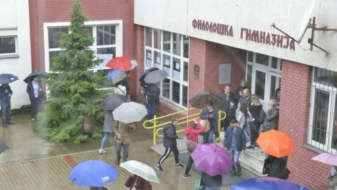 НА ЈЕДНО МЕСТО ДВА КАНДИДАТА: Велико интересовање осмака за упис у Филолошку гимназију НА ЈЕДНО МЕСТО ДВА КАНДИДАТА: Велико интересовање осмака за упис у Филолошку гимназију