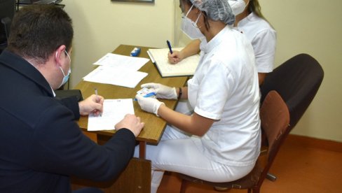 МАСОВНА ИМУНИЗАЦИЈА У ПОЖАРЕВЦУ И ОКОЛИНИ: У среду вакцинација у Брежану МАСОВНА ИМУНИЗАЦИЈА У ПОЖАРЕВЦУ И ОКОЛИНИ: У среду вакцинација у Брежану