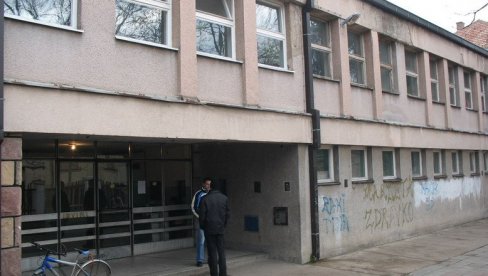 МАЊЕ НОВОЗАРАЖЕНИХ: Епидемија слаби на подручју Пиротског округа МАЊЕ НОВОЗАРАЖЕНИХ: Епидемија слаби на подручју Пиротског округа