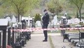 НОВОСТИ САЗНАЈУ: Ево у каквом је стању младић који је рањен на гробљу Лешће НОВОСТИ САЗНАЈУ: Ево у каквом је стању младић који је рањен на гробљу Лешће