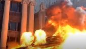 БОМБАШ САМОУБИЦА НАПАО ПОЛИЦИЈСКИ КОНВОЈ: Језиве сцене у центру Кабула (ВИДЕО) БОМБАШ САМОУБИЦА НАПАО ПОЛИЦИЈСКИ КОНВОЈ: Језиве сцене у центру Кабула (ВИДЕО)