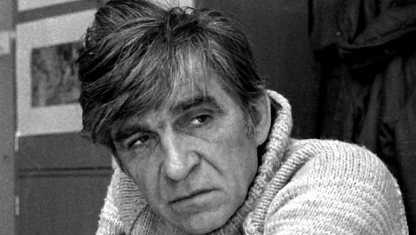 ОДСЕКЛИ СУ МУ ЈЕЗИК, НИЈЕ МОГАО ДА ГОВОРИ: Мика Антић је пред смрт послао писмо комшиници, написао последњу жељу ОДСЕКЛИ СУ МУ ЈЕЗИК, НИЈЕ МОГАО ДА ГОВОРИ: Мика Антић је пред смрт послао писмо комшиници, написао последњу жељу